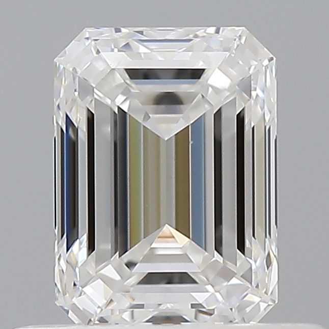 0.7ct Emerald E VVS2 Natural Diamond