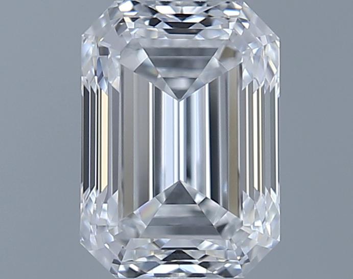 0.9ct Emerald E VVS1 Natural Diamond