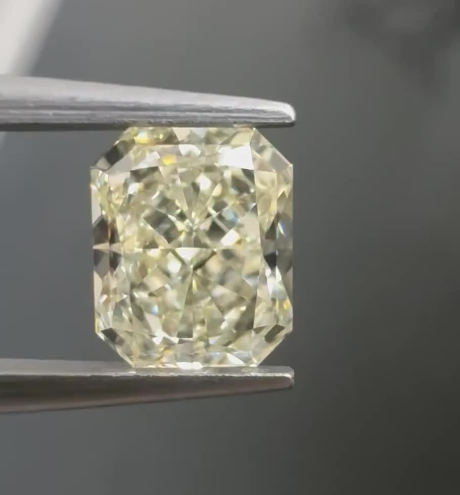 1.05ct Radiant N VVS2 Natural Diamond