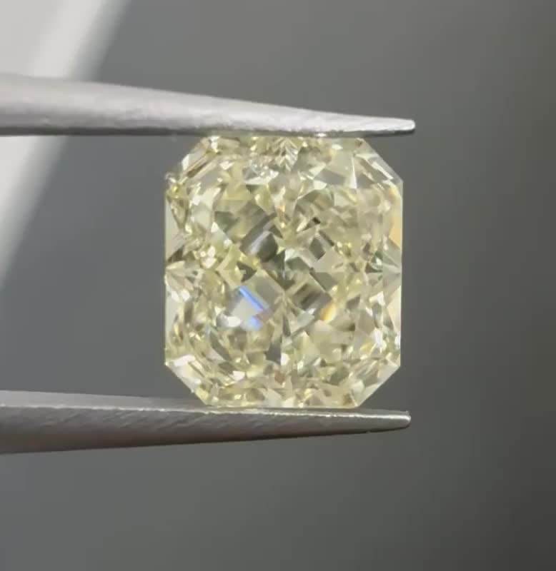 1.01ct Radiant N VVS2 Natural Diamond