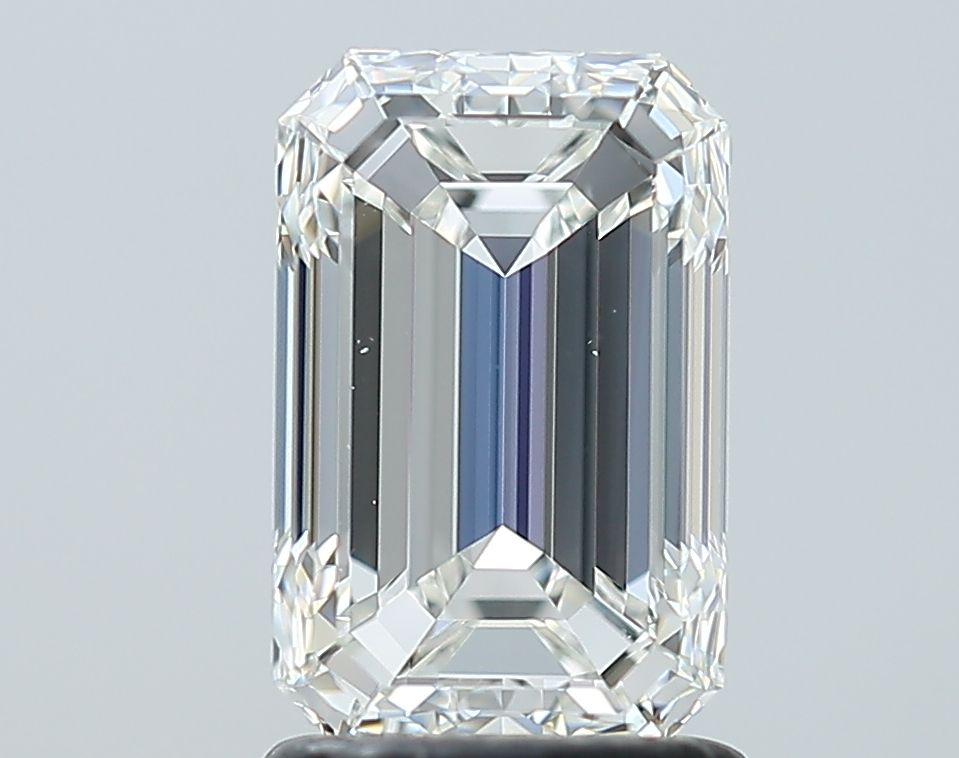 1.7ct Emerald G VS2 Natural Diamond