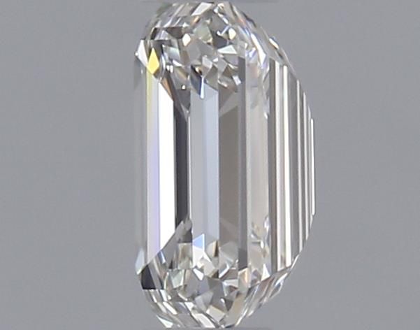 0.7ct Emerald I VVS1 Natural Diamond