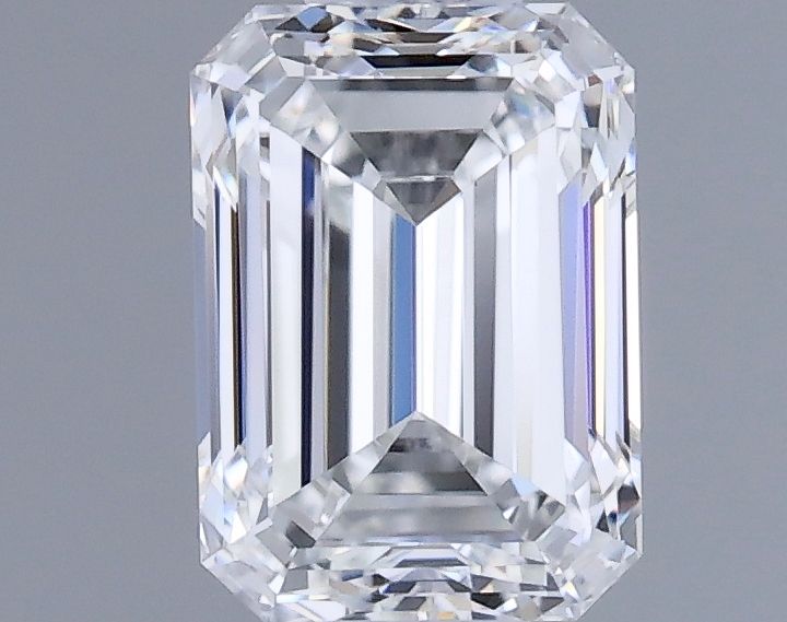 0.7ct Emerald E VS1 Natural Diamond