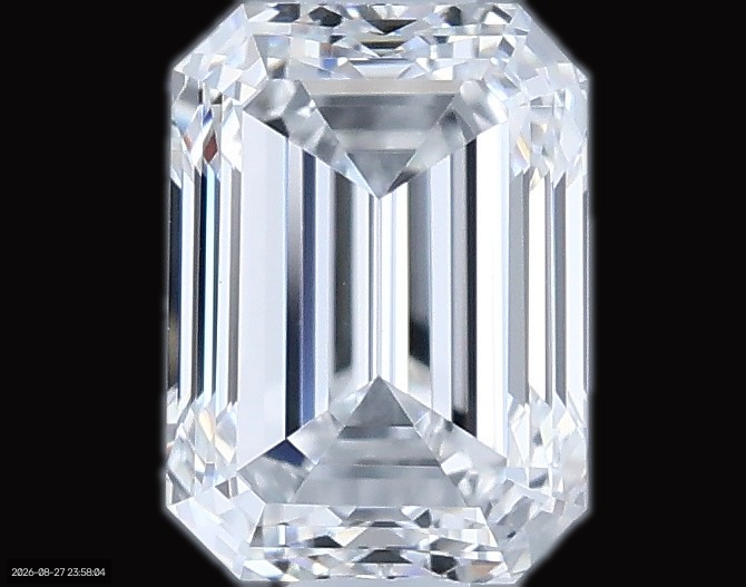0.56ct Emerald E VVS2 Natural Diamond