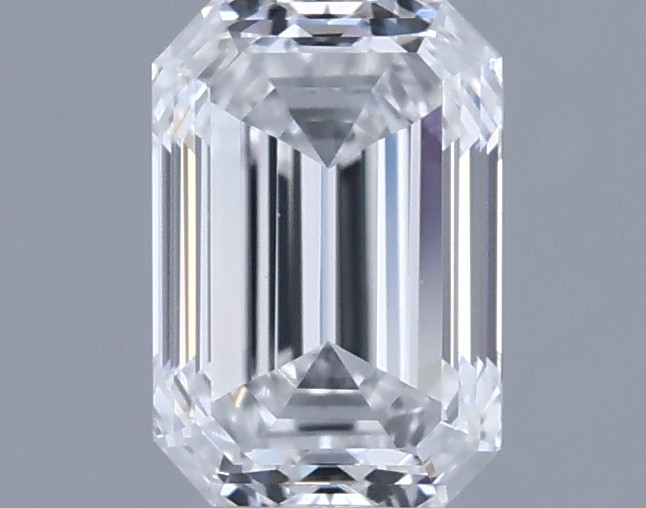 0.7ct Emerald E VS1 Natural Diamond