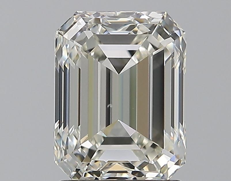 1.8ct Emerald I VVS2 Natural Diamond