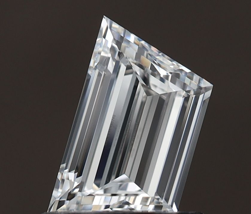 0.76ct Trapezoid G VVS1 Natural Diamond