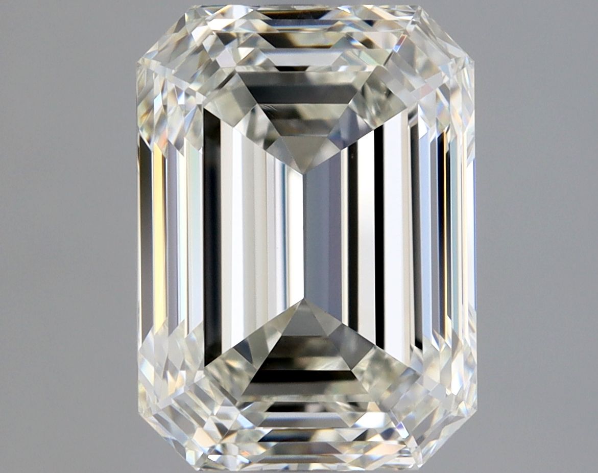 1.8ct Emerald J IF Natural Diamond