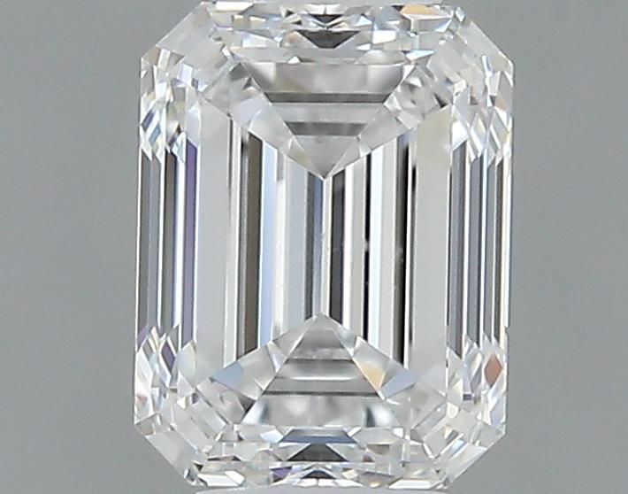 0.7ct Emerald E VS2 Natural Diamond