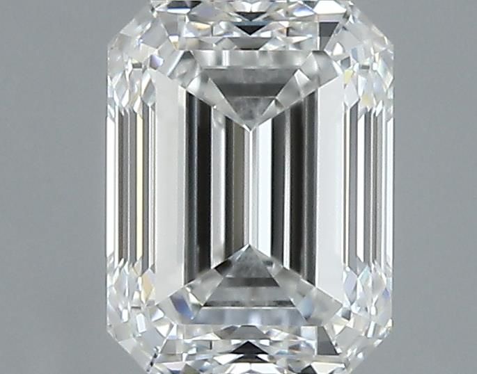 0.9ct Emerald F VVS1 Natural Diamond