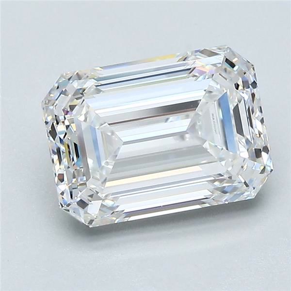 3.01ct Emerald E VVS2 Natural Diamond