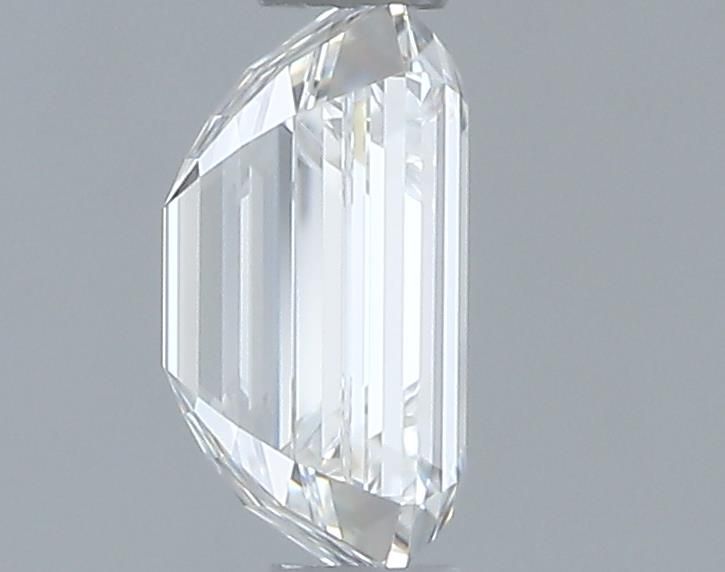 0.7ct Emerald E VS1 Natural Diamond