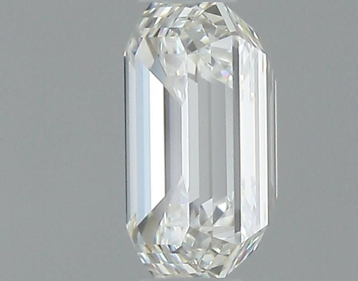 0.8ct Emerald J VS2 Natural Diamond