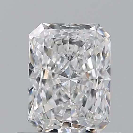 0.7ct Radiant E VS2 Natural Diamond