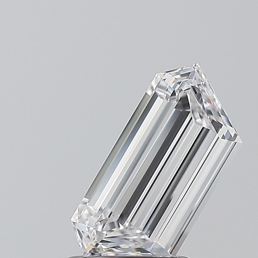 1.01ct Trapezoid D VVS2 Natural Diamond