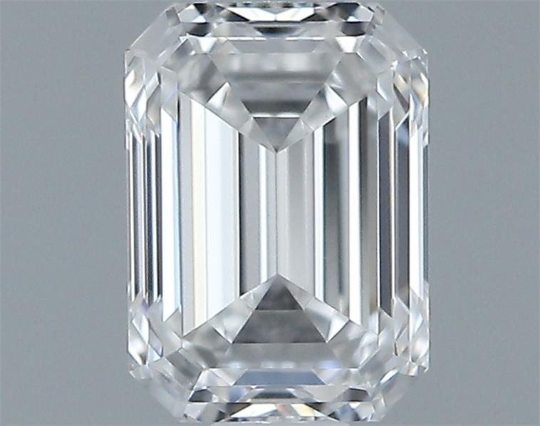 0.7ct Emerald E VVS2 Natural Diamond