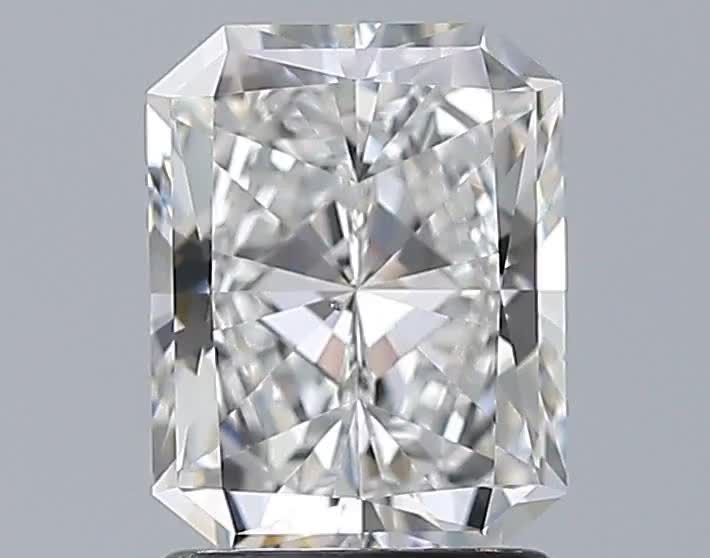 1.7ct Radiant E VS2 Natural Diamond