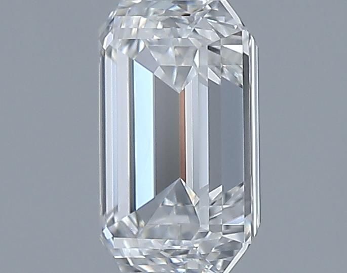 0.7ct Emerald E VVS2 Natural Diamond