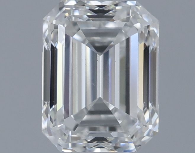 0.9ct Emerald F VS2 Natural Diamond