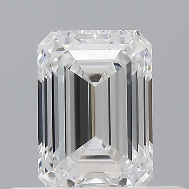 0.5ct Emerald E VVS2 Natural Diamond