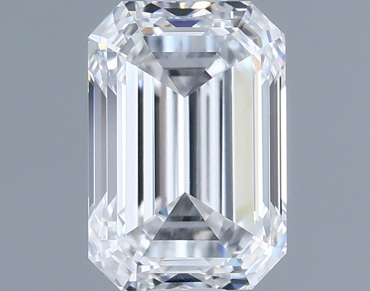 0.7ct Emerald D VVS1 Natural Diamond