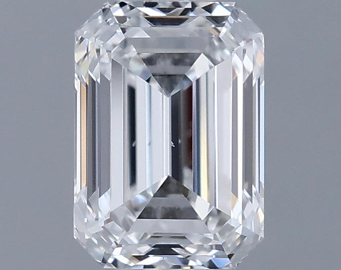 0.7ct Emerald E VS2 Natural Diamond