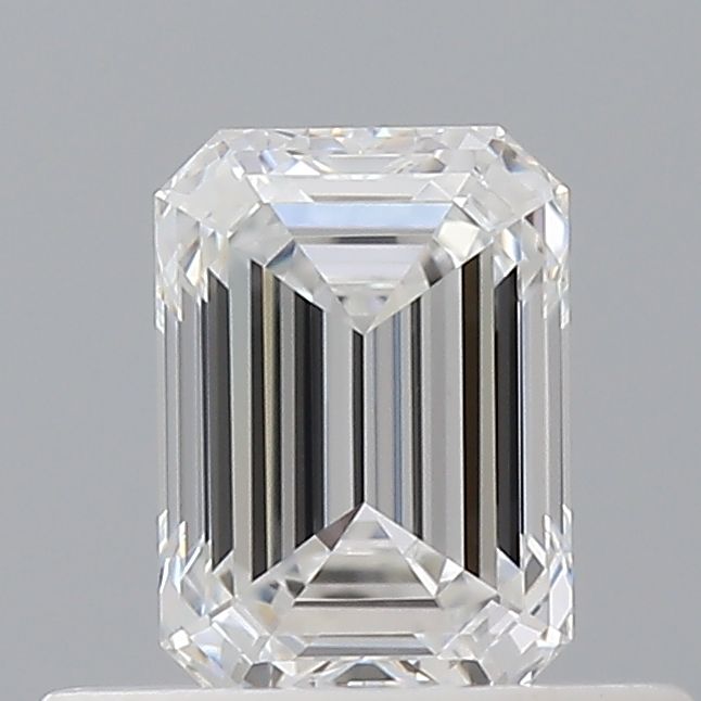 0.5ct Emerald E VVS2 Natural Diamond