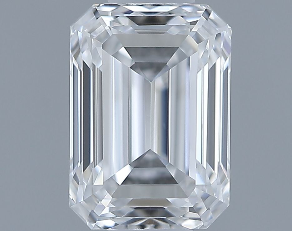 0.8ct Emerald E VVS2 Natural Diamond