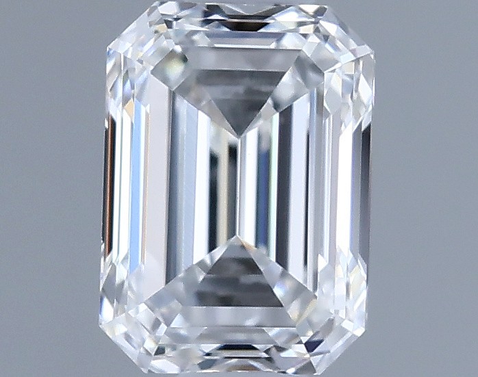 0.5ct Emerald E VVS2 Natural Diamond