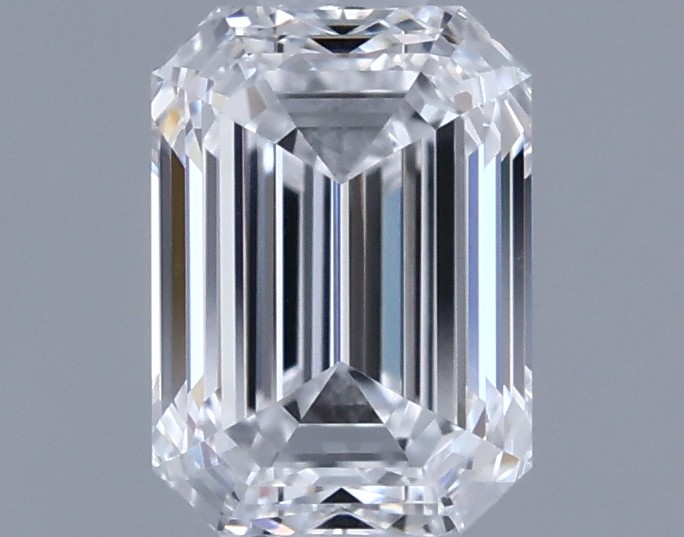0.7ct Emerald D VVS2 Natural Diamond