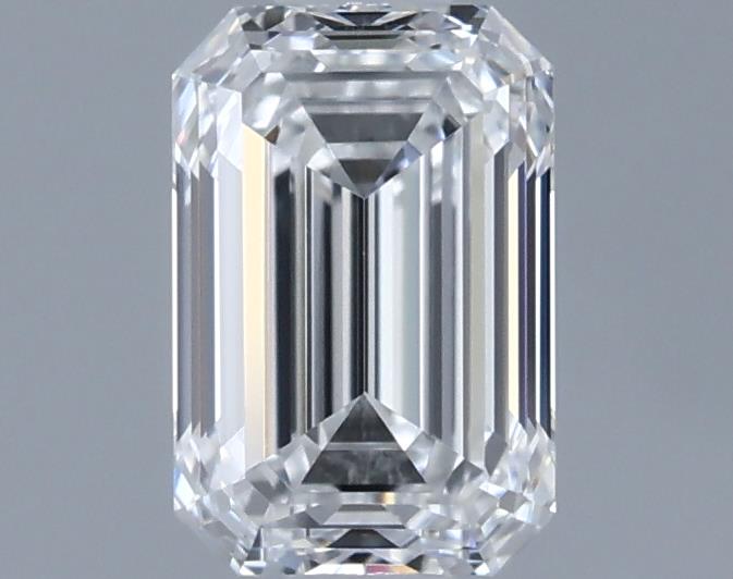 0.7ct Emerald E VVS2 Natural Diamond