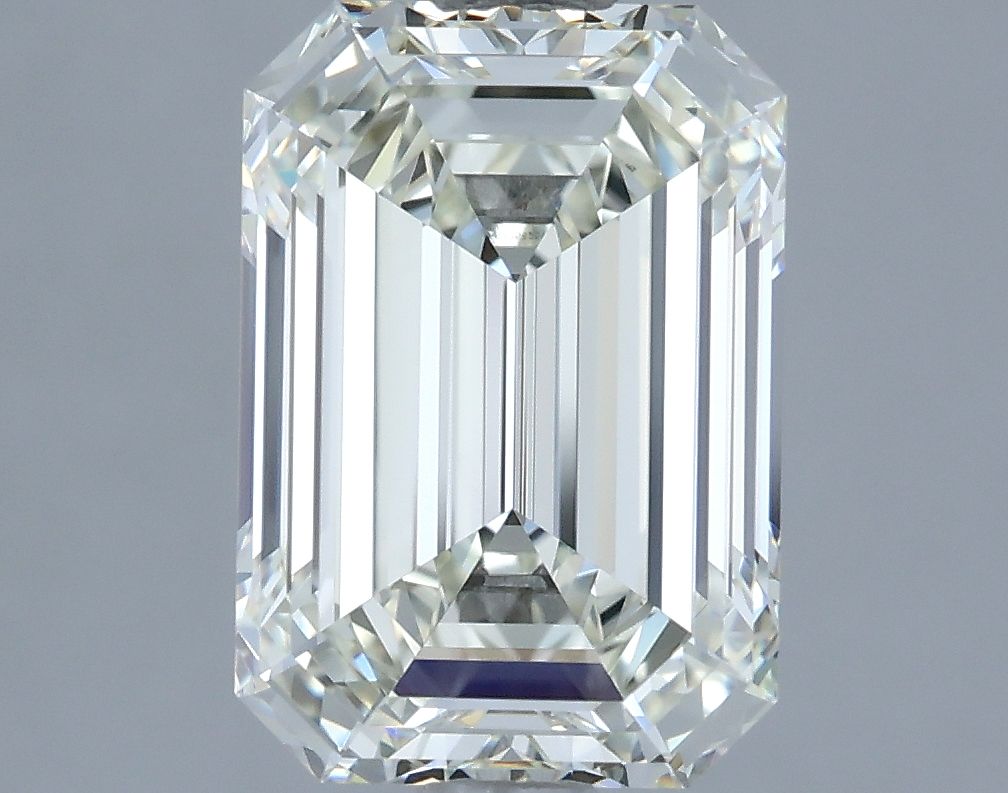 3.03ct Emerald J IF Natural Diamond