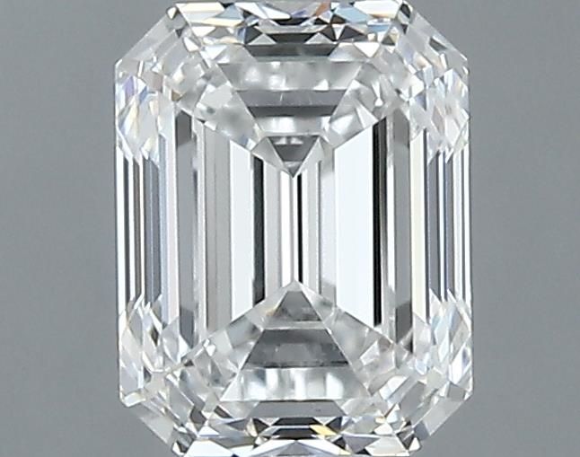 0.7ct Emerald E VS2 Natural Diamond