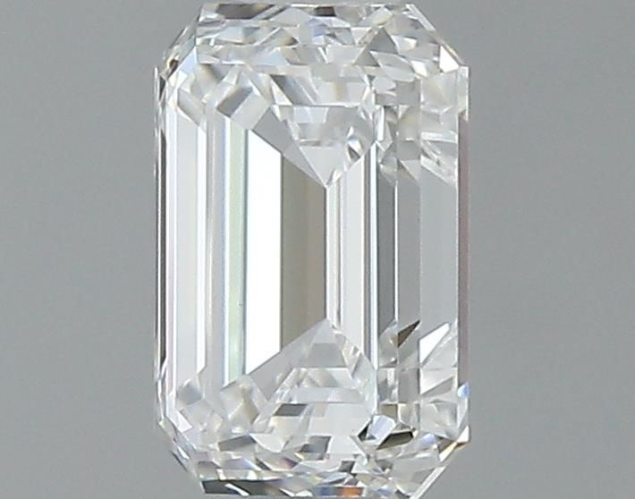 0.7ct Emerald E VVS2 Natural Diamond