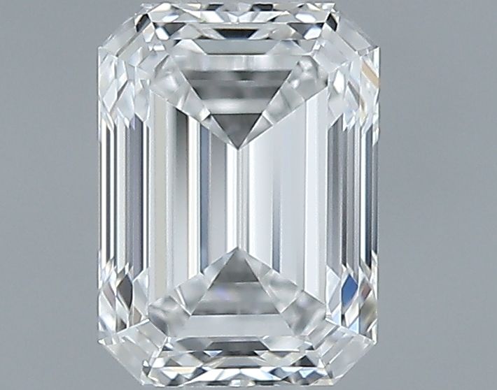 0.9ct Emerald E VVS2 Natural Diamond