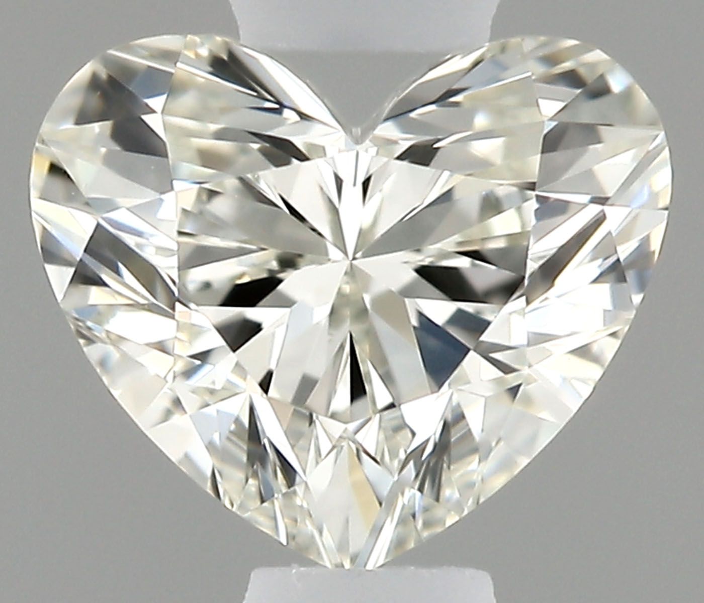 0.4ct Heart H VVS1 Natural Diamond