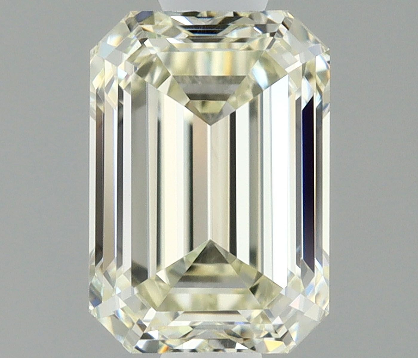0.8ct Emerald K IF Natural Diamond