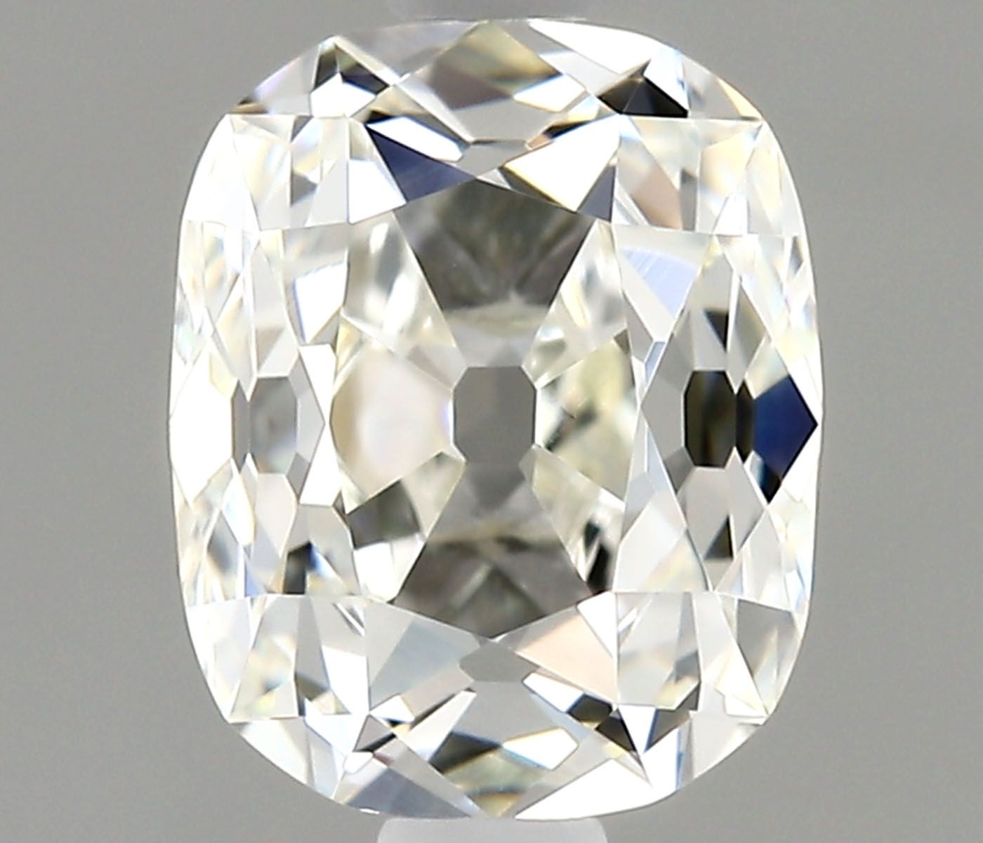 1.09ct Cushion Modified J VS1 Natural Diamond