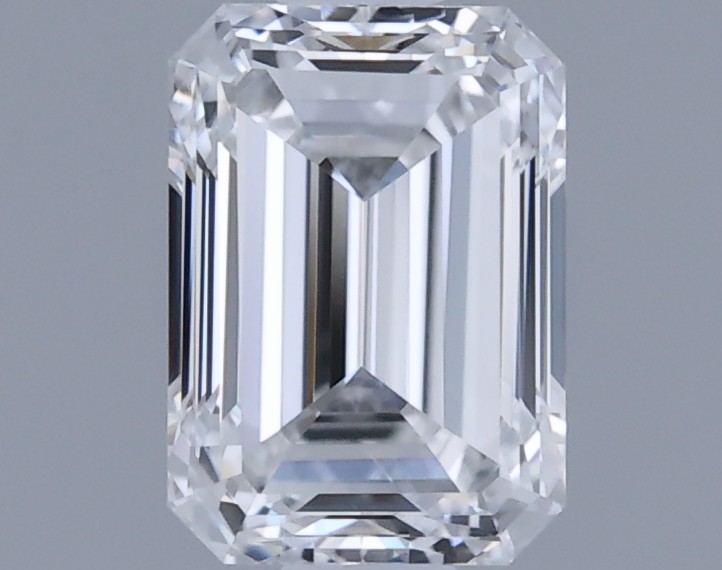 0.61ct Emerald E VVS2 Natural Diamond