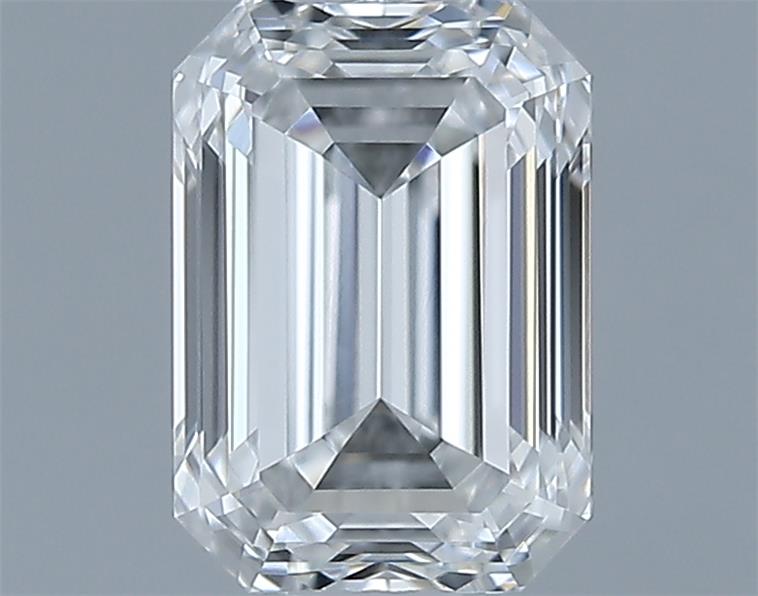 0.7ct Emerald F VVS2 Natural Diamond