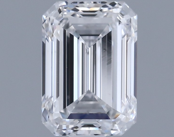 0.7ct Emerald E VS2 Natural Diamond