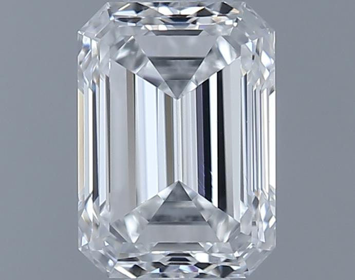 0.7ct Emerald E VVS2 Natural Diamond