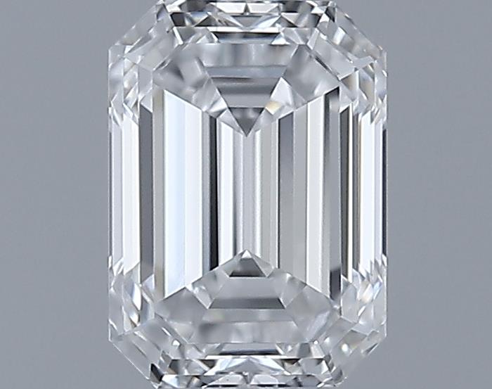 0.7ct Emerald D VVS2 Natural Diamond