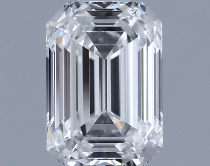 0.7ct Emerald E VS2 Natural Diamond