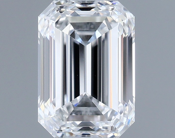 0.71ct Emerald E VVS2 Natural Diamond