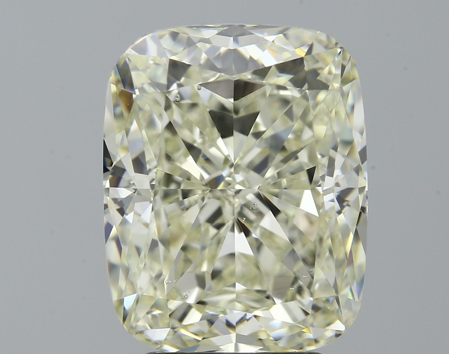 4.01ct Cushion J VS2 Natural Diamond