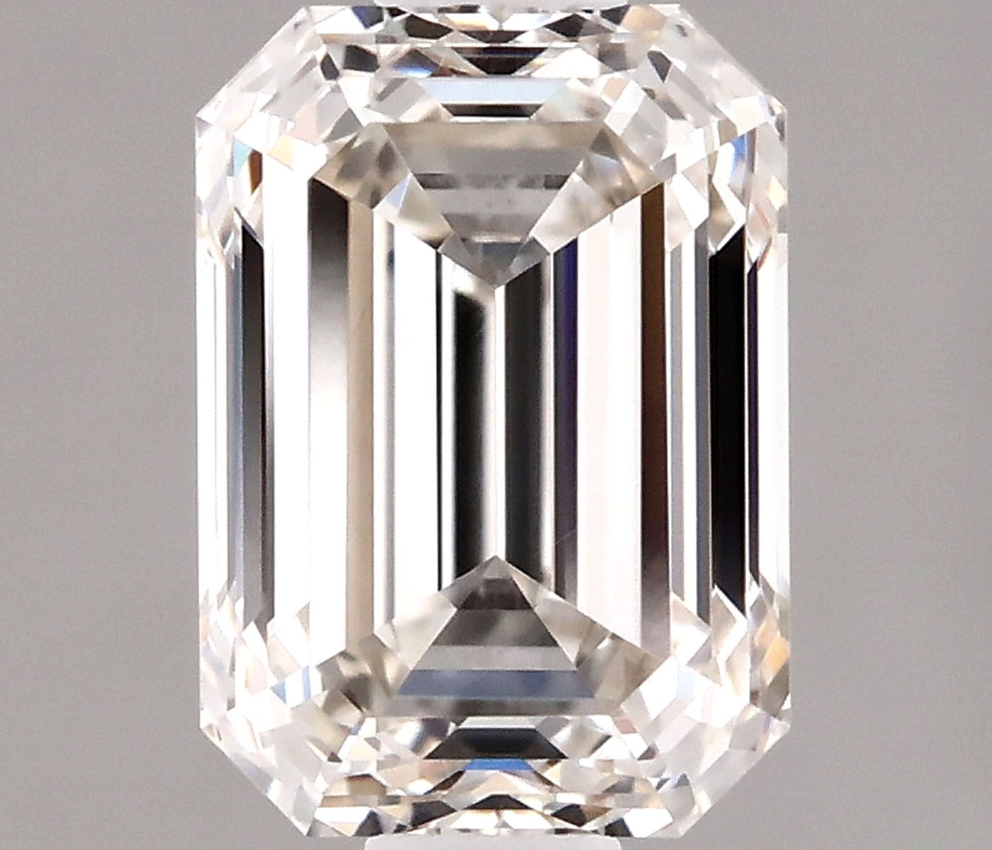 0.9ct Emerald H VVS1 Natural Diamond