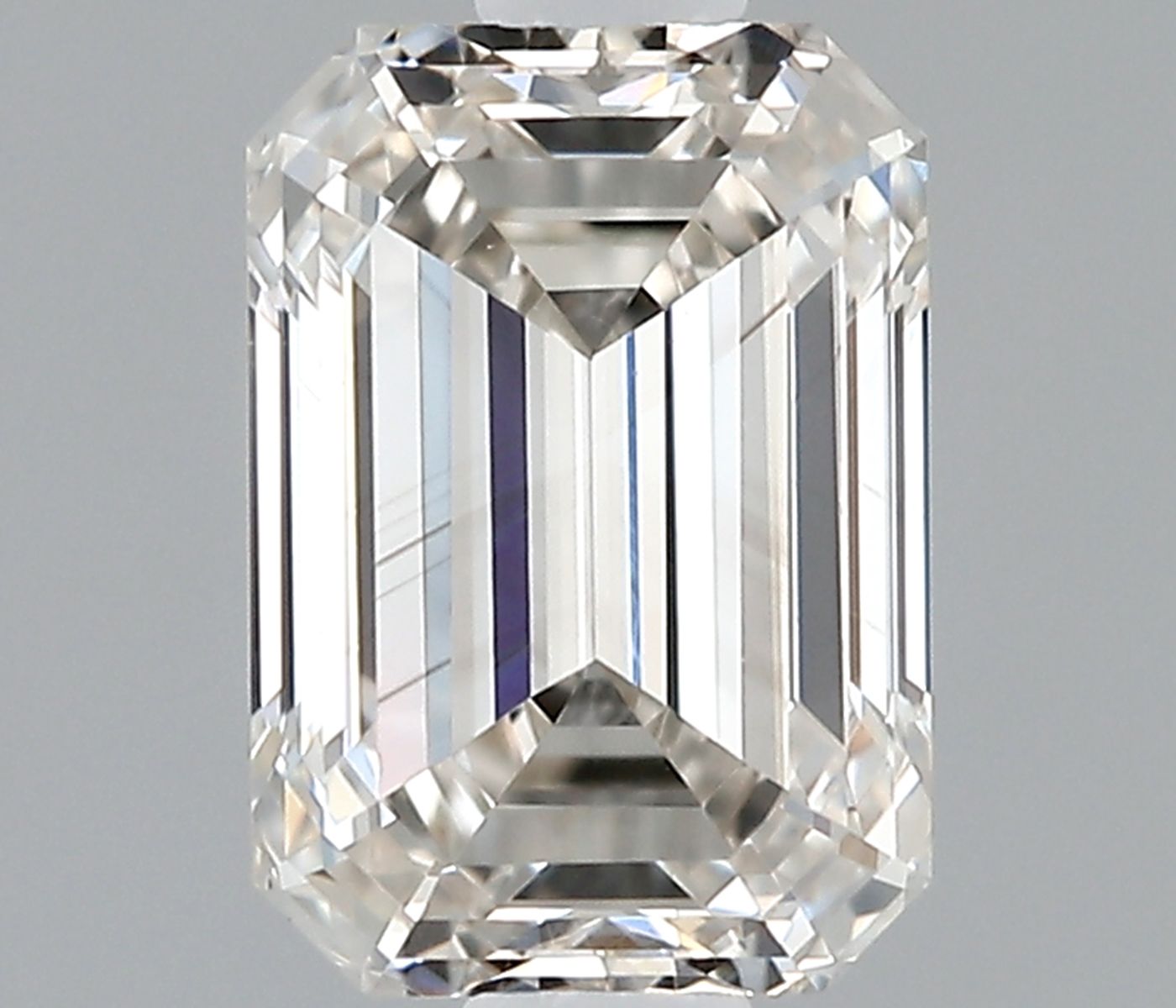 0.9ct Emerald I VVS2 Natural Diamond